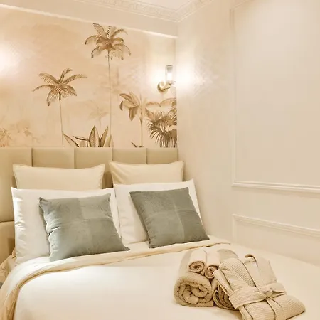 New! Le Venitien, Parisian Getaway, Sacre-coeur *
